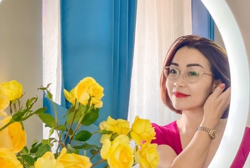 Soi gương Navado để trẻ mãi không già