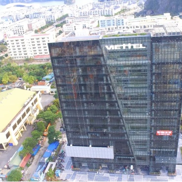 Dự án lắp gương thiết bị vệ sinh cho trụ sở Viettel Quảng Ninh
